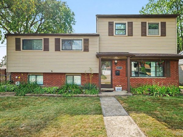 34211 Viceroy Drive, Sterling Heights, Mi 48310