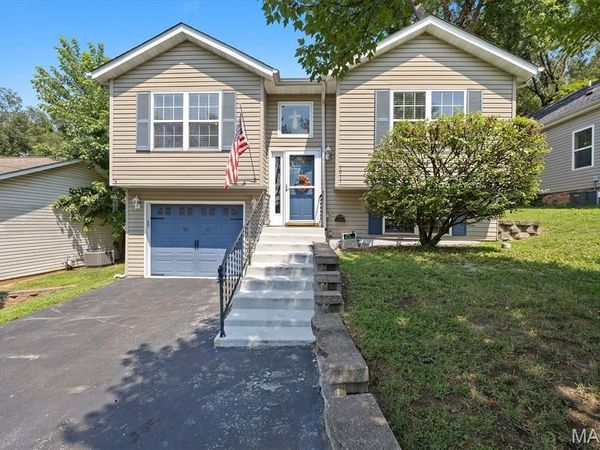 1011 Vine Street, Collinsville, IL 62234