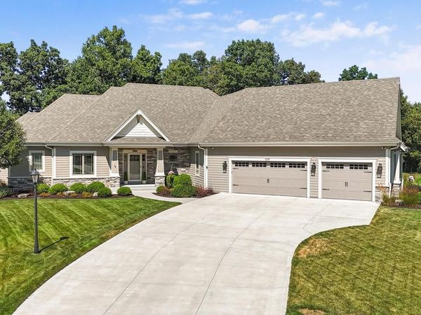 6219 S Delora COURT, New Berlin, WI 53151