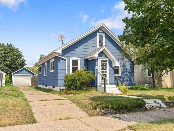 1621 Barlow STREET, La Crosse, WI 54601