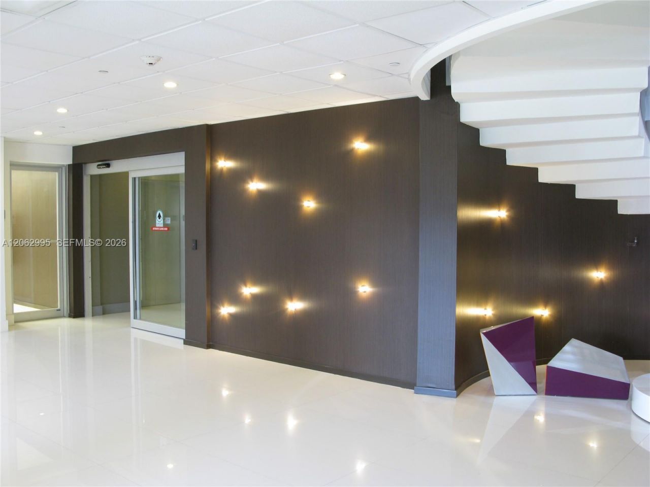 5701 Collins Ave , Unit 919, Miami Beach, FL 33140 Photo
