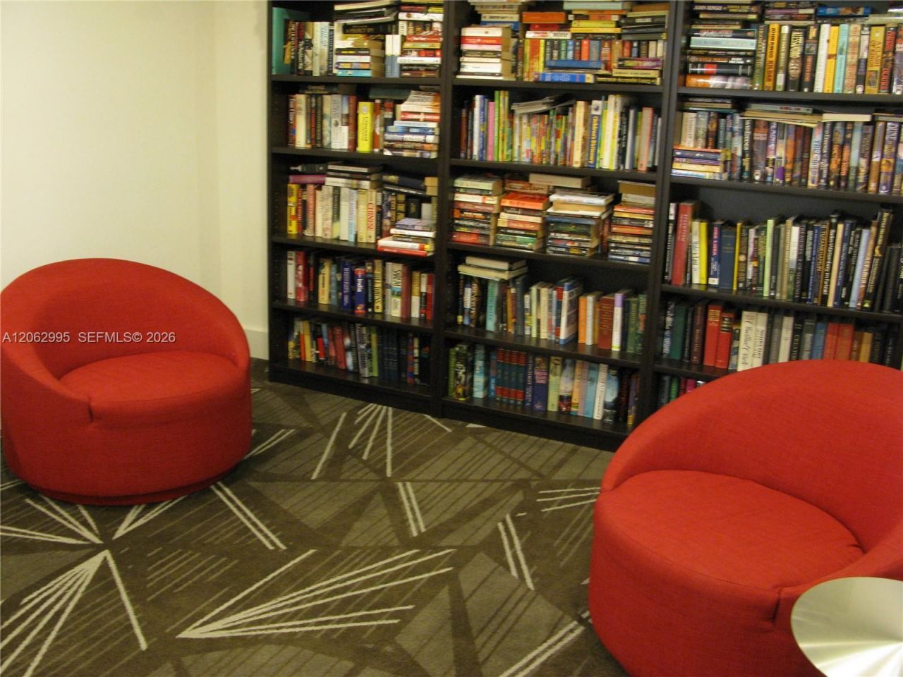 5701 Collins Ave , Unit 919, Miami Beach, FL 33140 Photo