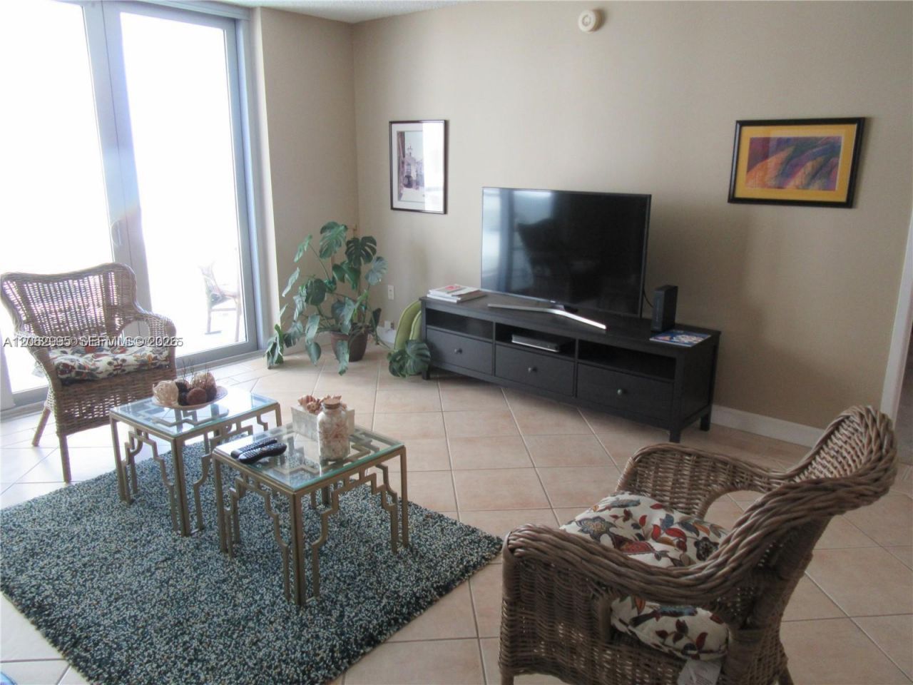 5701 Collins Ave , Unit 919, Miami Beach, FL 33140 Photo