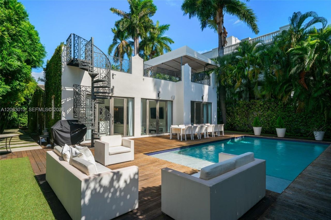 110 3rd San Marino Ter, Miami Beach, FL 33139 Photo