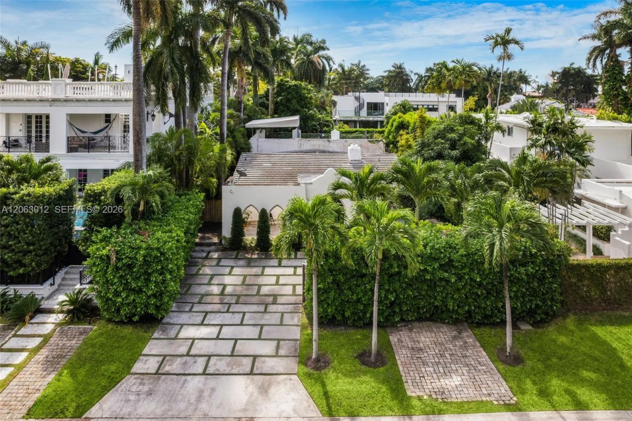 110 3rd San Marino Ter, Miami Beach, FL 33139 Photo