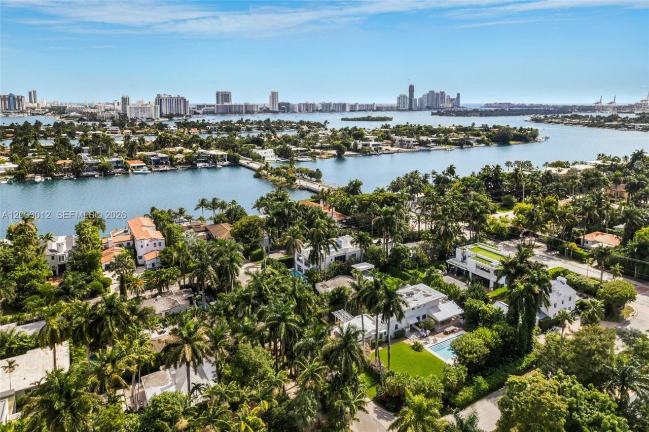 110 3rd San Marino Ter, Miami Beach, FL 33139 Photo