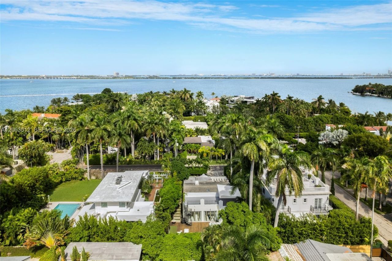 110 3rd San Marino Ter, Miami Beach, FL 33139 Photo