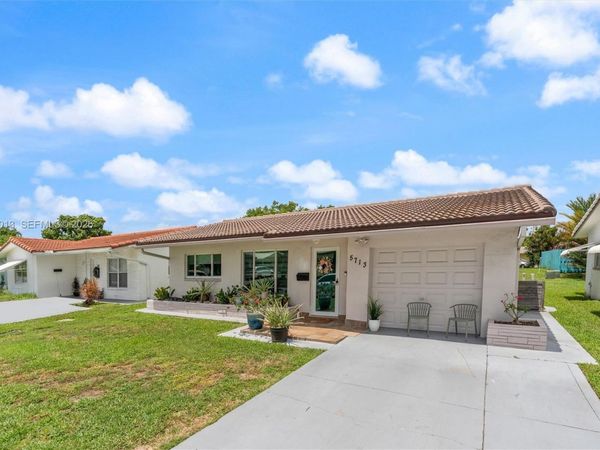 5713 NW 87th Ave, Tamarac, FL 33321