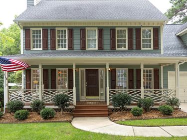 620 St Vincent Drive, Holly Springs, NC 27540