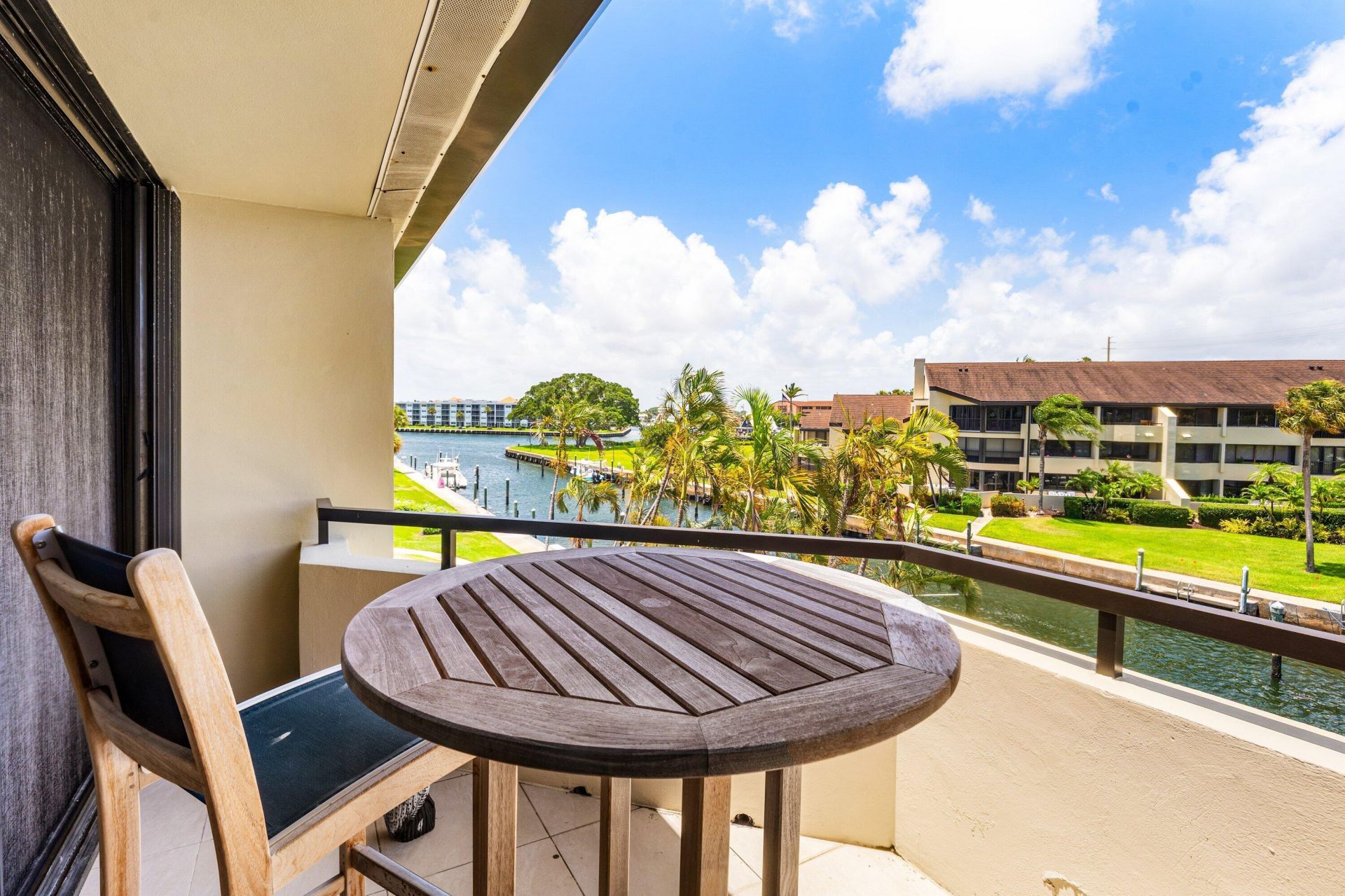 1125 E Marine Way E, Unit J3l, North Palm Beach, FL 33408 Photo