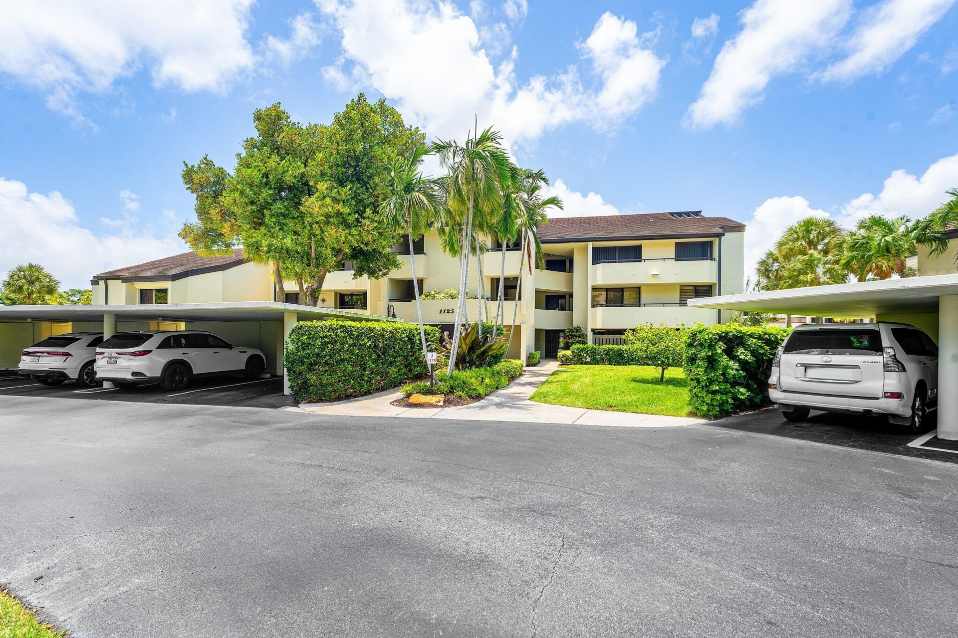 1125 E Marine Way E, Unit J3l, North Palm Beach, FL 33408 Photo