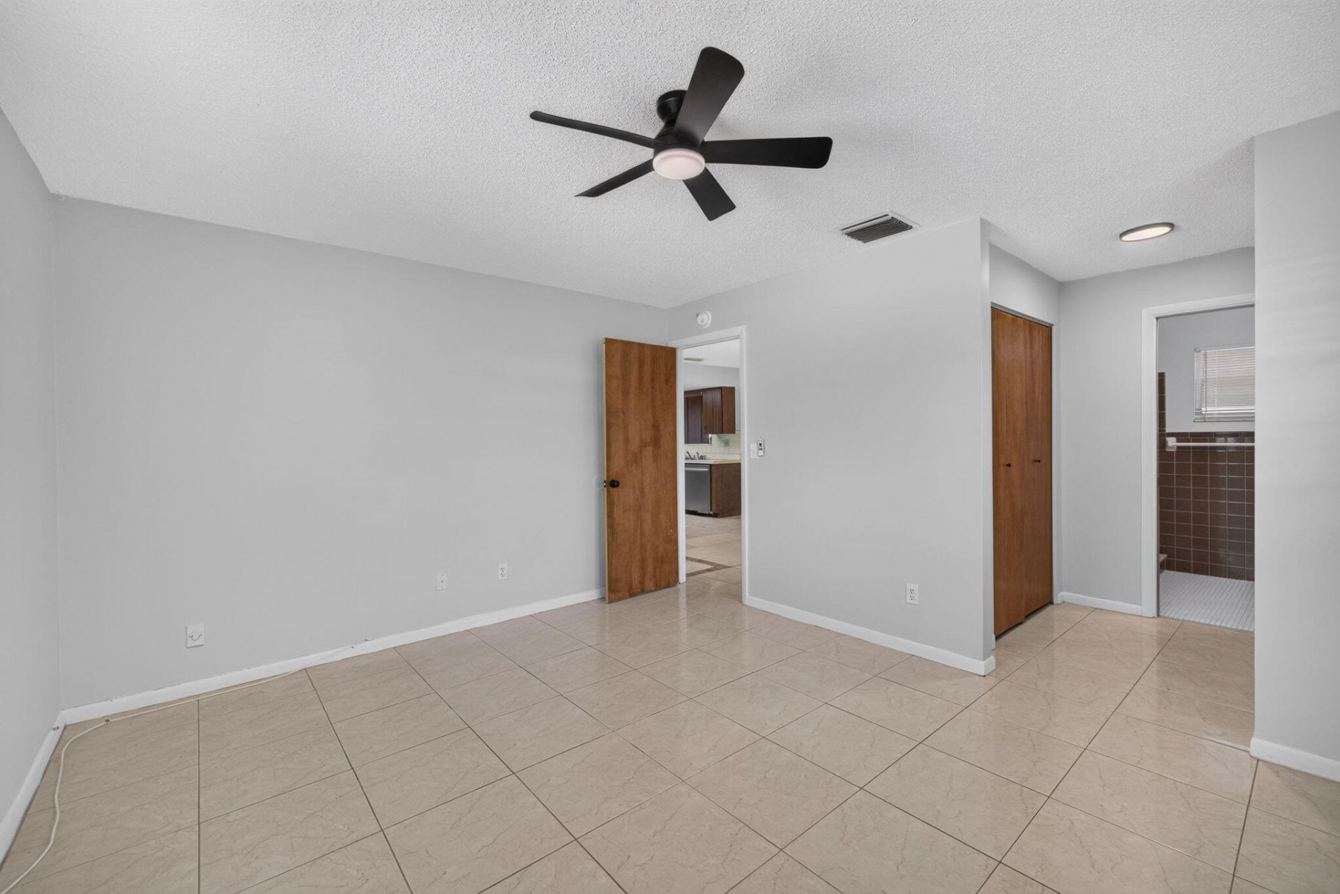 313 SE Atlas Terrace, Port Saint Lucie, FL 34983 Photo