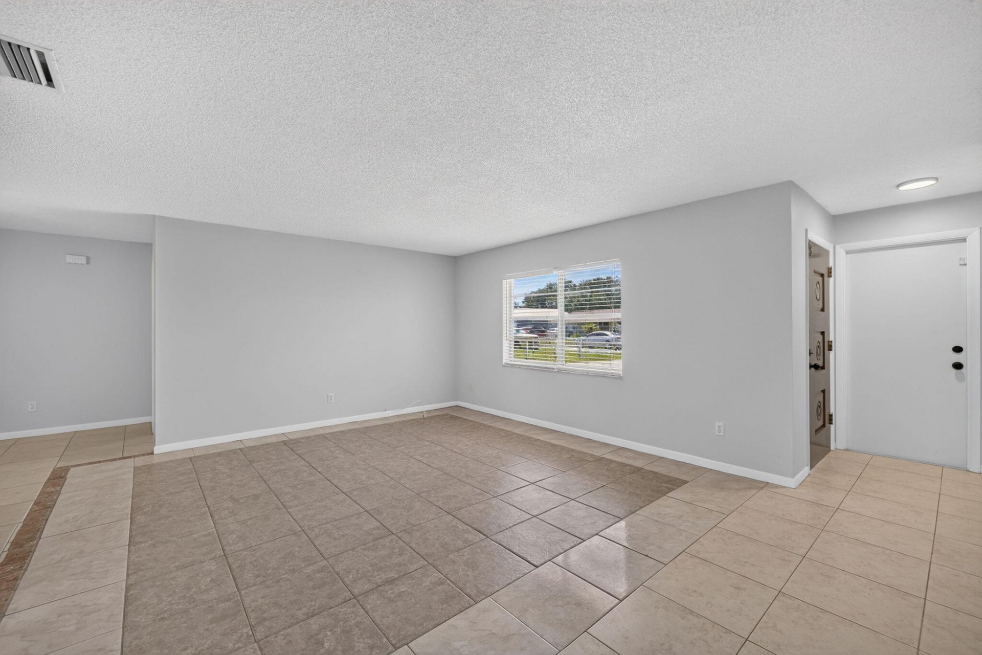 313 SE Atlas Terrace, Port Saint Lucie, FL 34983 Photo