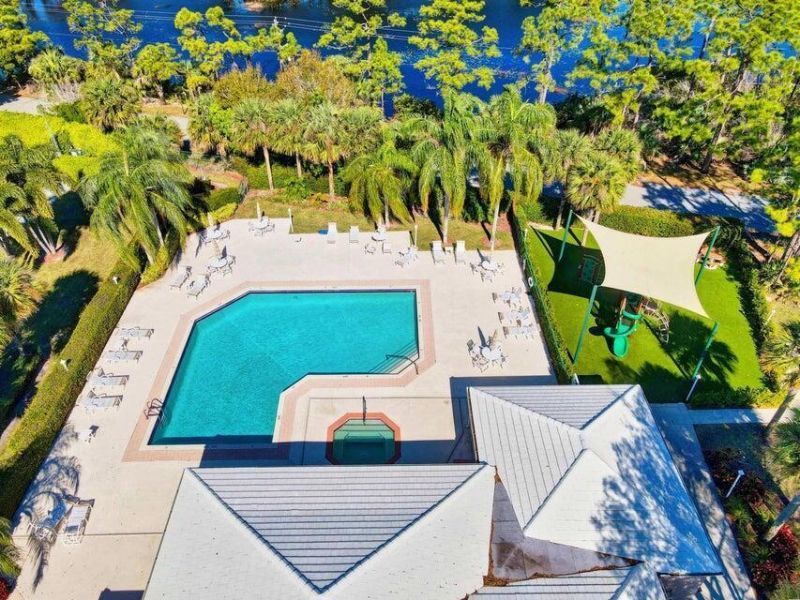 18174 SE Fairview Circle, Tequesta, FL 33469 Photo