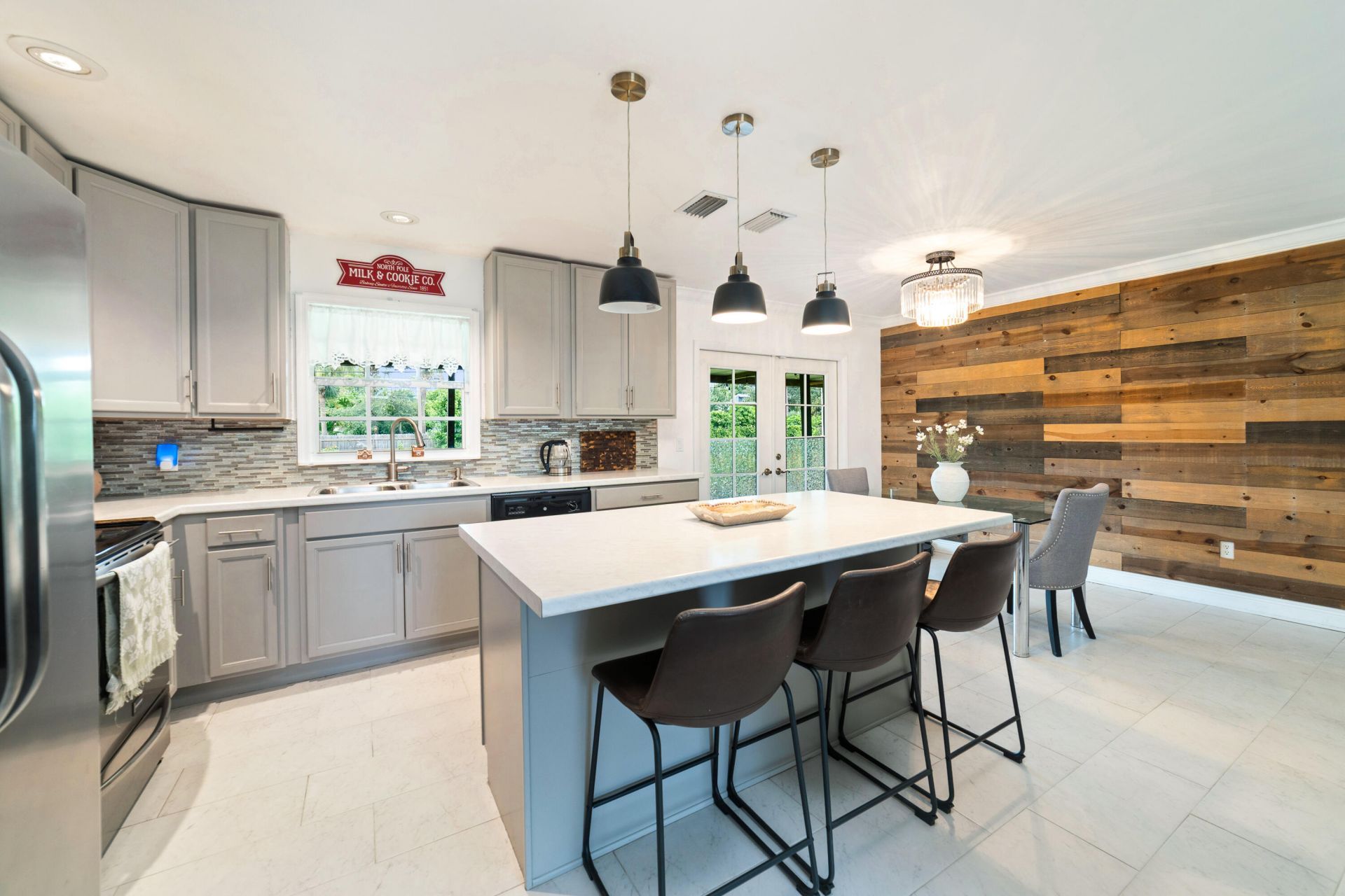 110 W Mango Road, Lake Worth, FL 33467 Photo