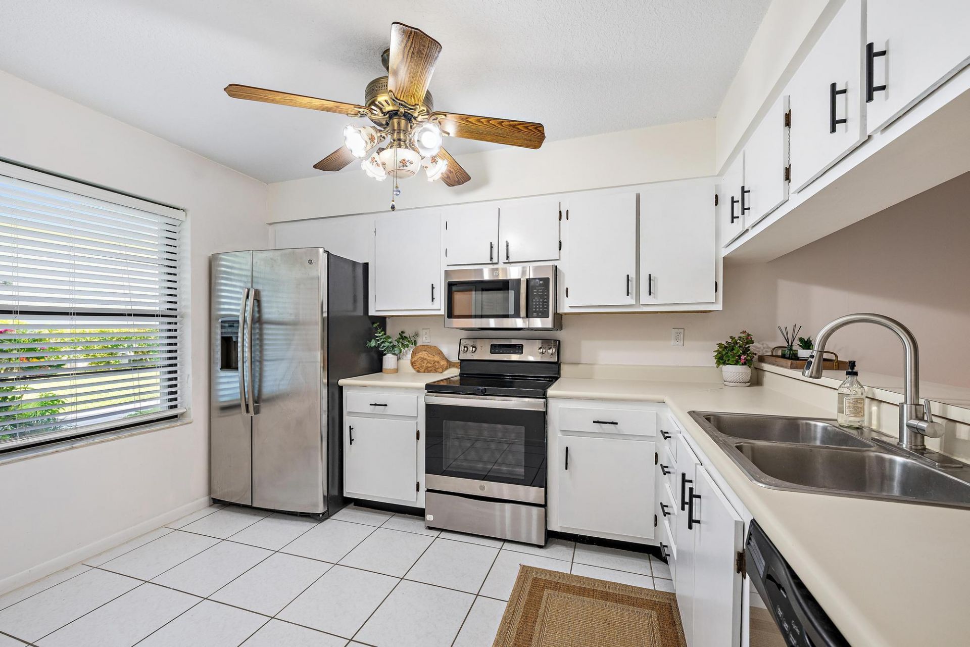 1901 Sabal Ridge Court, Unit D, Palm Beach Gardens, FL 33418 Photo