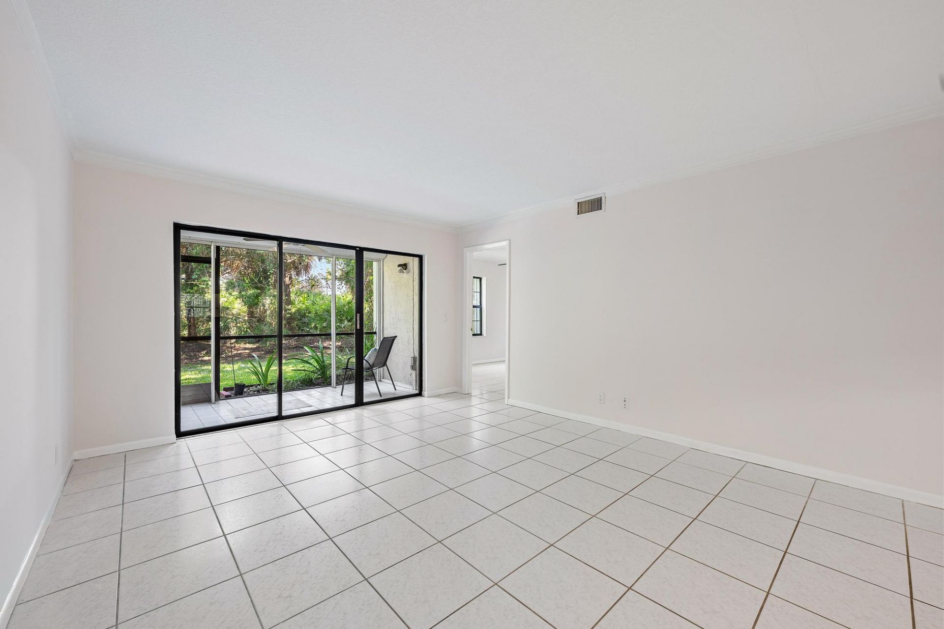 1901 Sabal Ridge Court, Unit D, Palm Beach Gardens, FL 33418 Photo