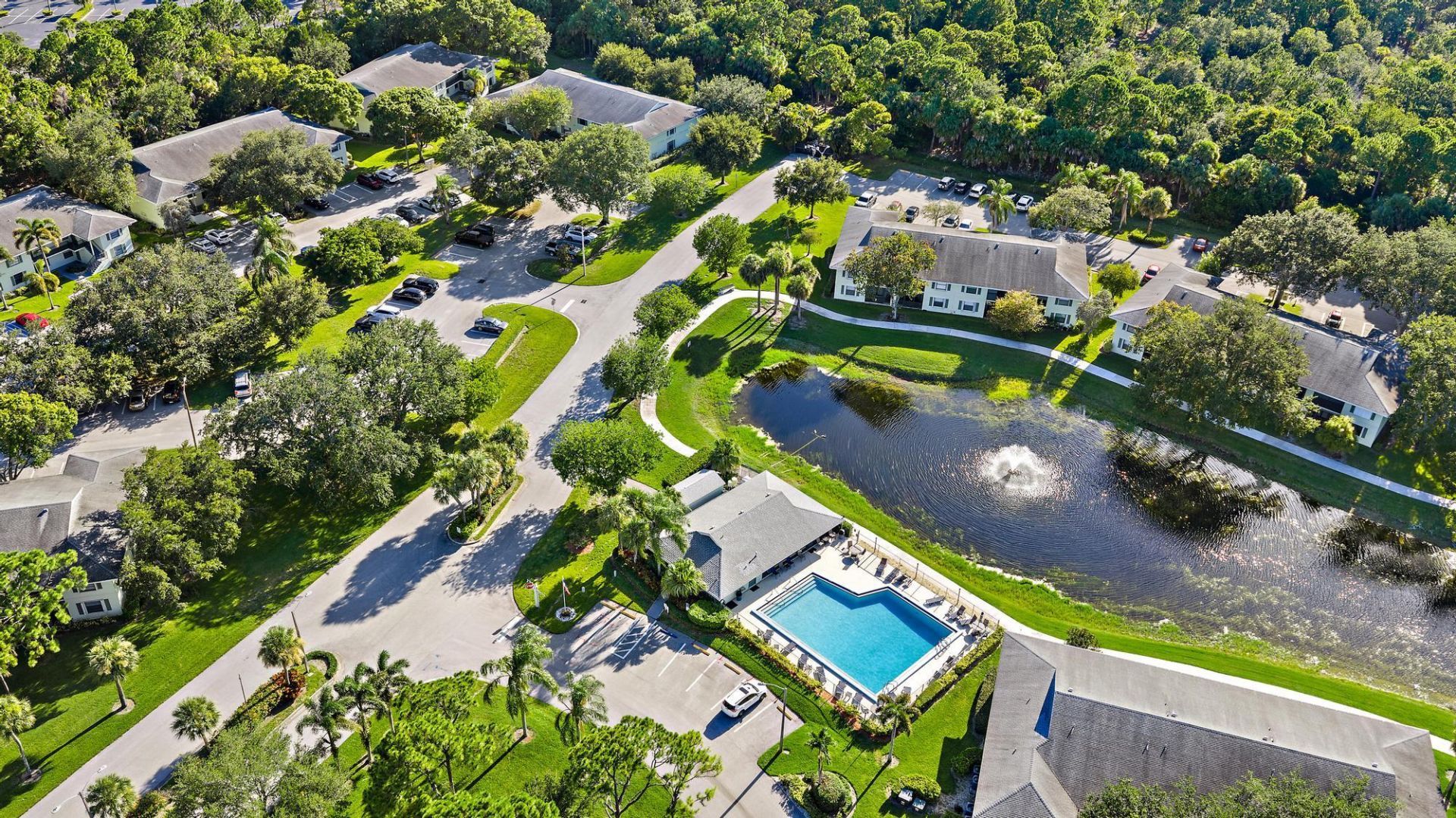 1901 Sabal Ridge Court, Unit D, Palm Beach Gardens, FL 33418 Photo