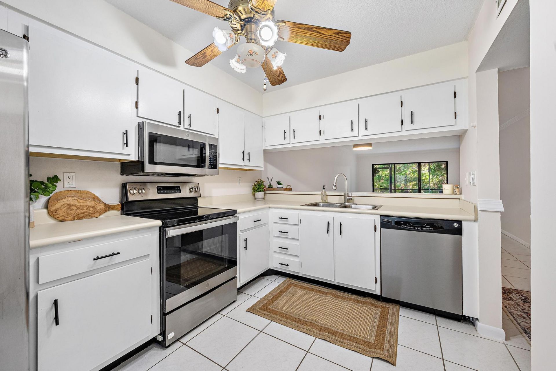 1901 Sabal Ridge Court, Unit D, Palm Beach Gardens, FL 33418 Photo