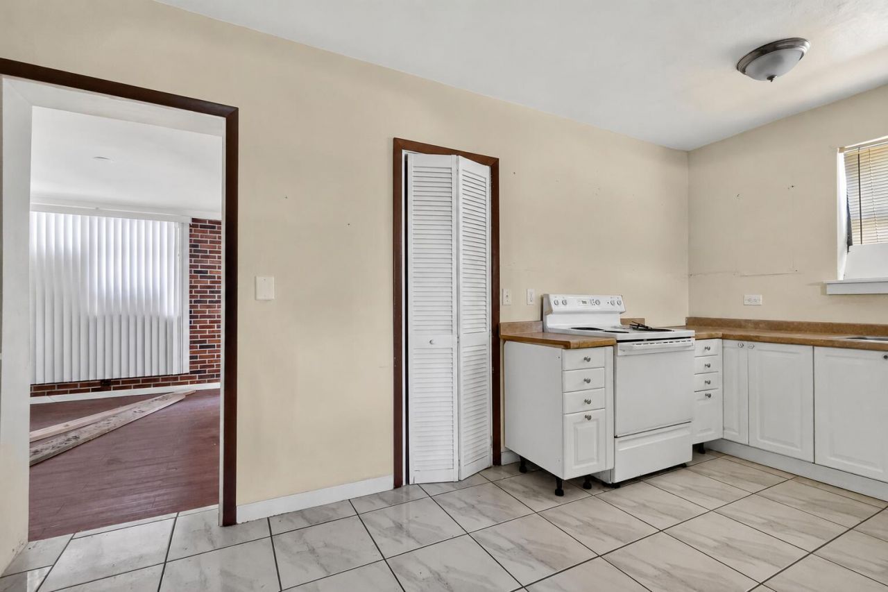 189 Morgans Way, Palm Springs, FL 33461 Photo