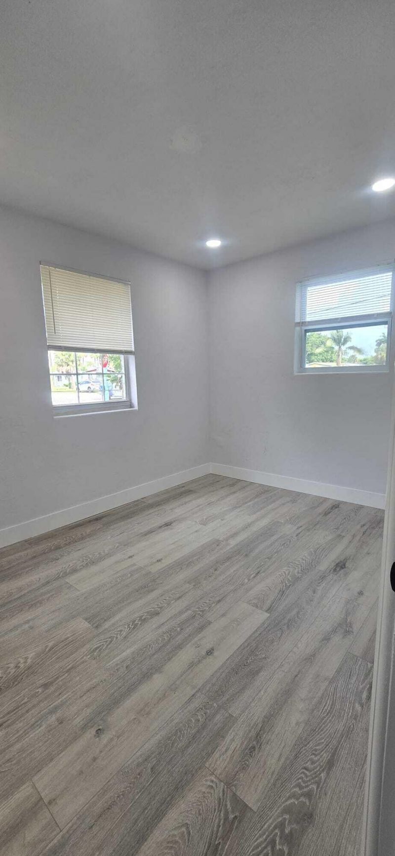 1101 NW 23rd Terrace, Fort Lauderdale, FL 33311 Photo
