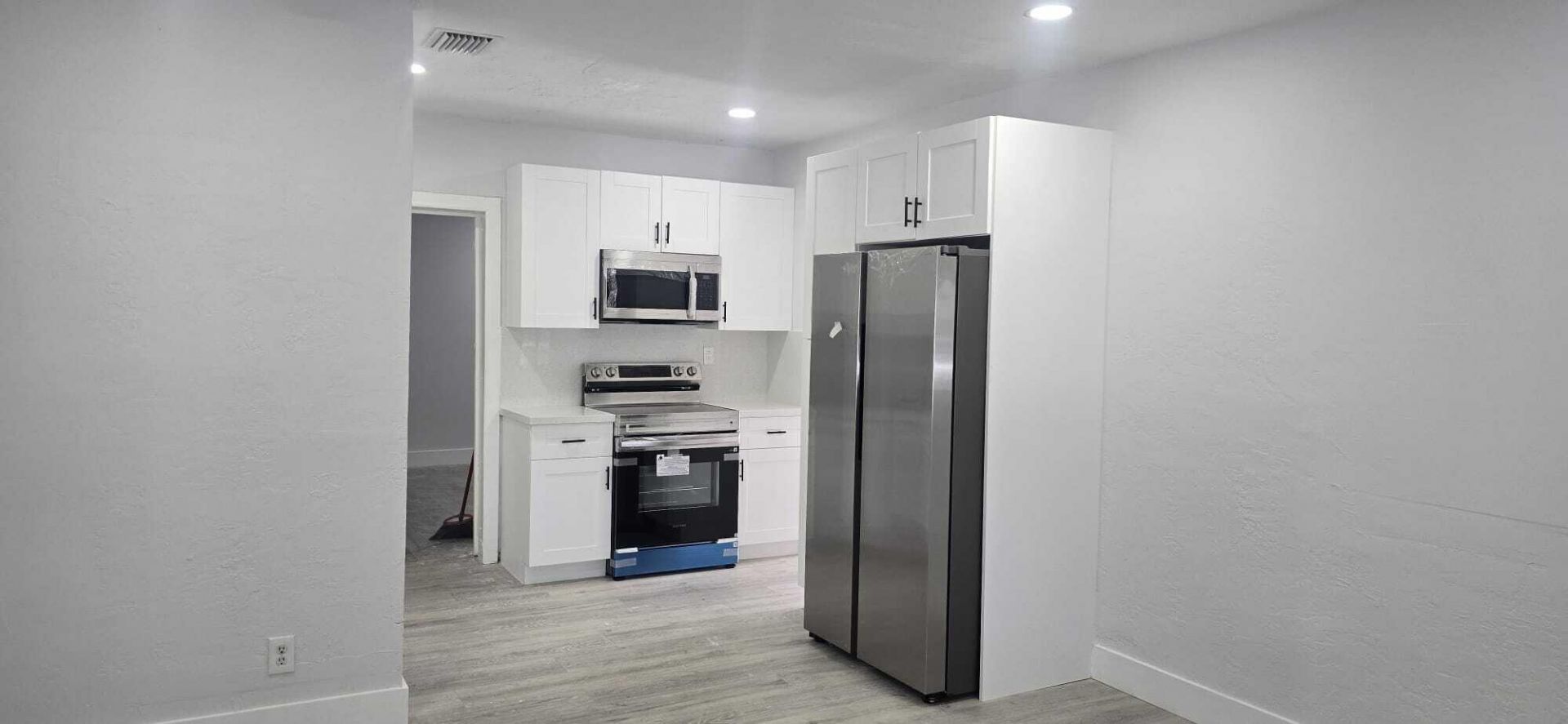 1101 NW 23rd Terrace, Fort Lauderdale, FL 33311 Photo