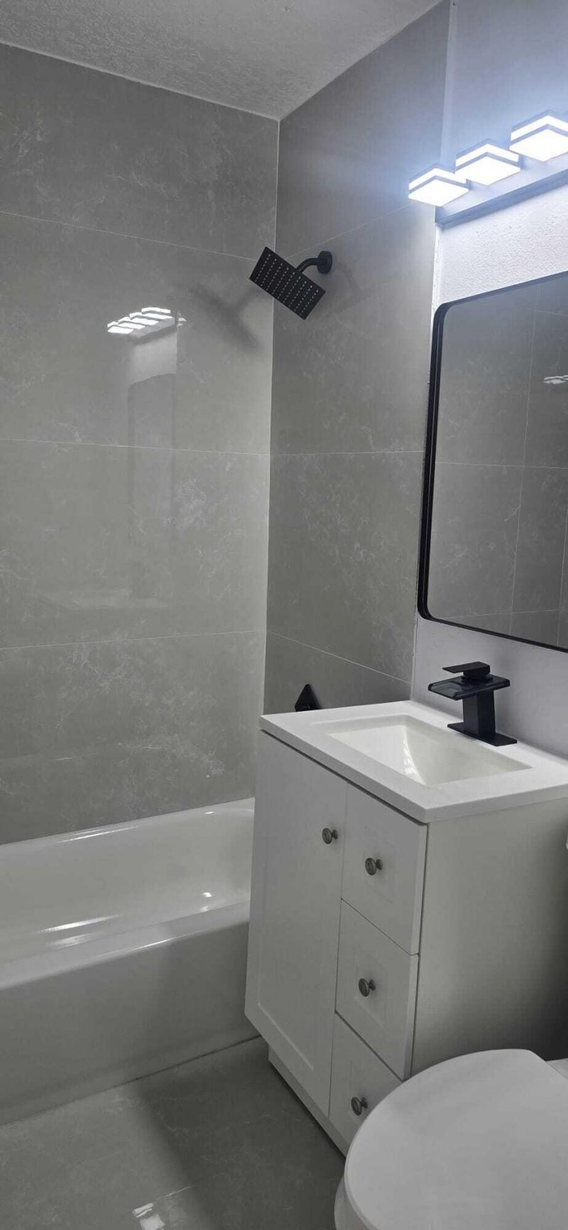 1101 NW 23rd Terrace, Fort Lauderdale, FL 33311 Photo