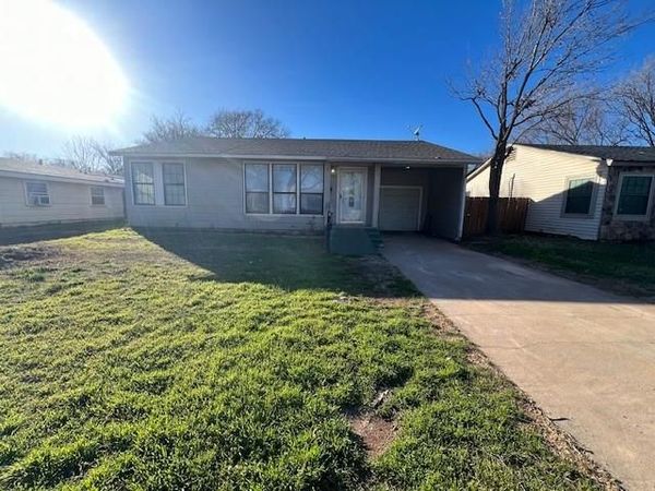 910 S La Salle Drive , Abilene, TX 79605