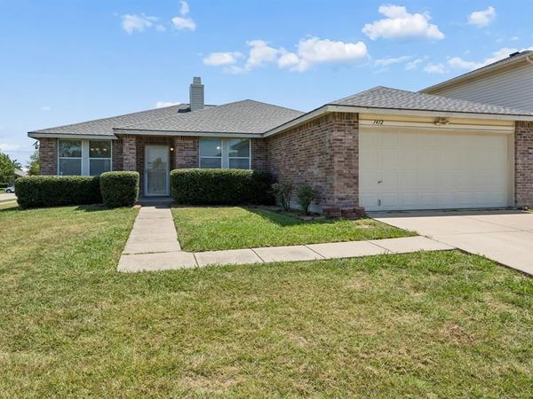 1412 Sunflower Court, Burleson, TX 76028