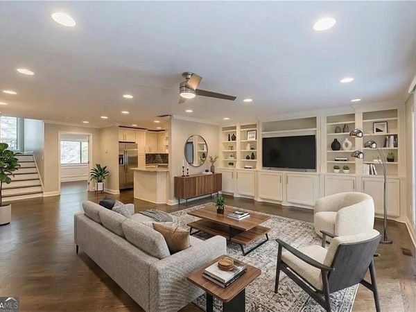 1885 DYouville Lane , Atlanta, GA 30341