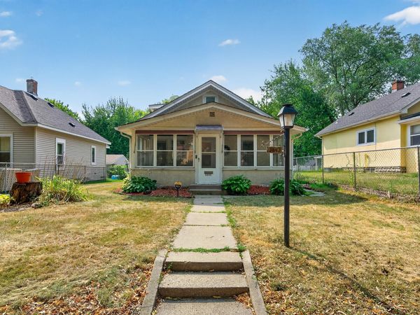 3643 Queen Avenue N, Minneapolis, MN 55412