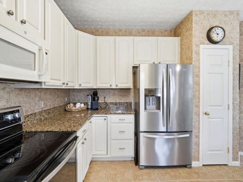5146 Elm Leaf Trail, Liberty Township, OH 45011 Photo 19