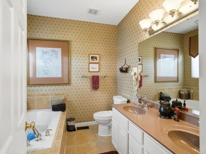 5146 Elm Leaf Trail, Liberty Township, OH 45011 Photo 24