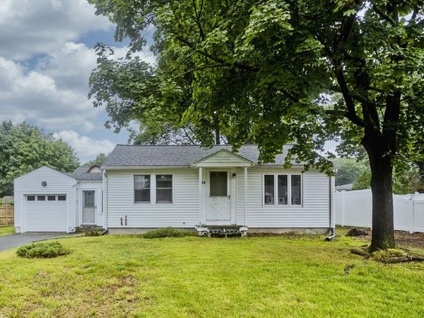 84 Bourbeau St, Chicopee, MA 01020