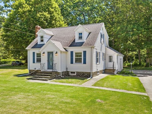 779 Oxford St S, Auburn, MA 01501