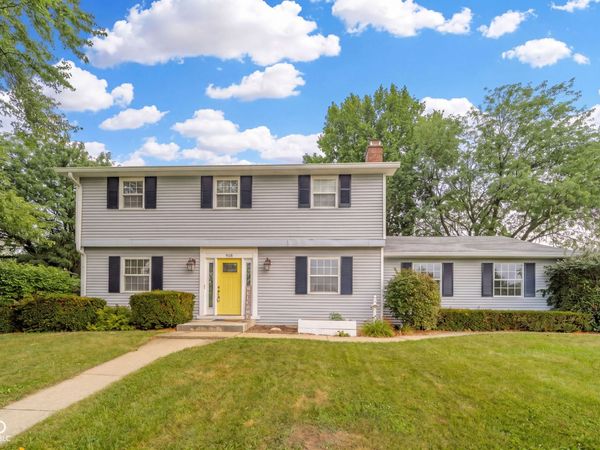 908 Whispering Trail, Greenfield, IN 46140