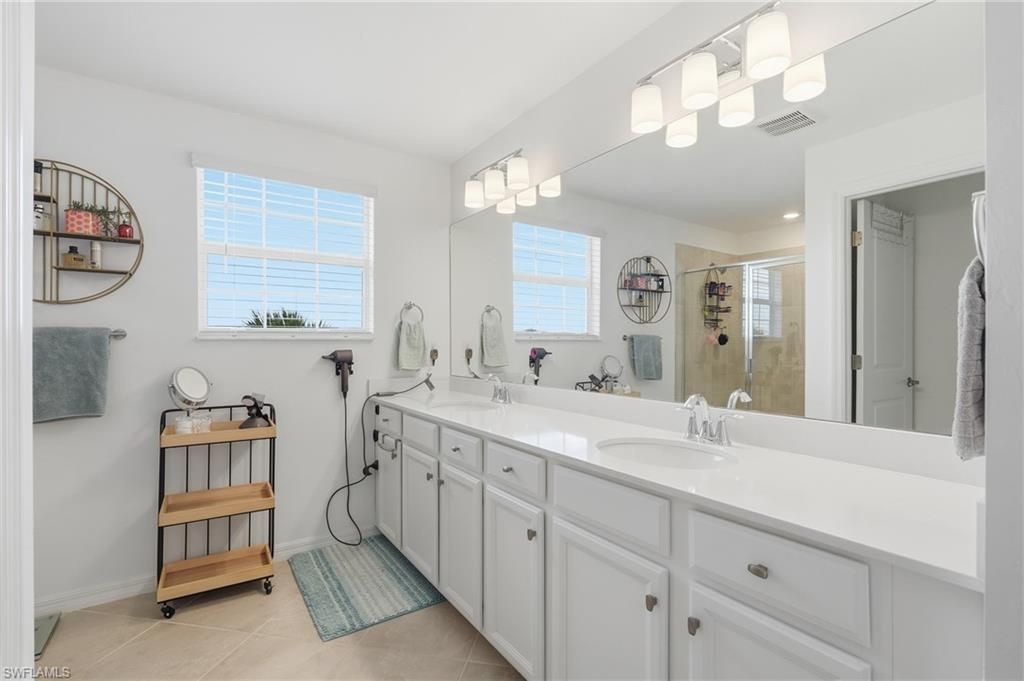 2615 Scarlet Way, Naples, FL 34120 Photo