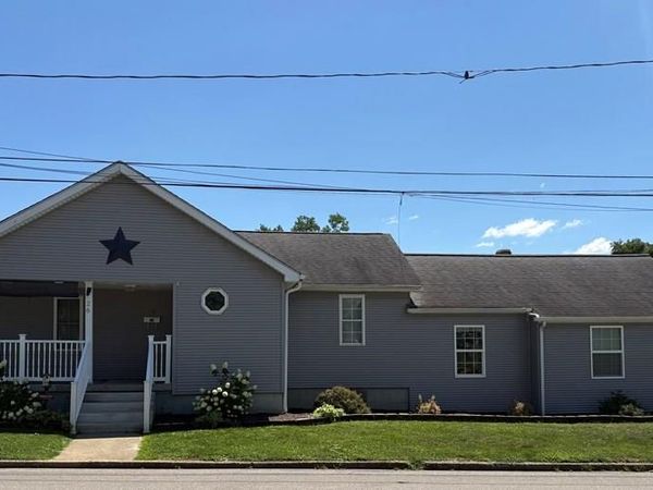 26 Walnut Avenue, Moundsville, WV 26041