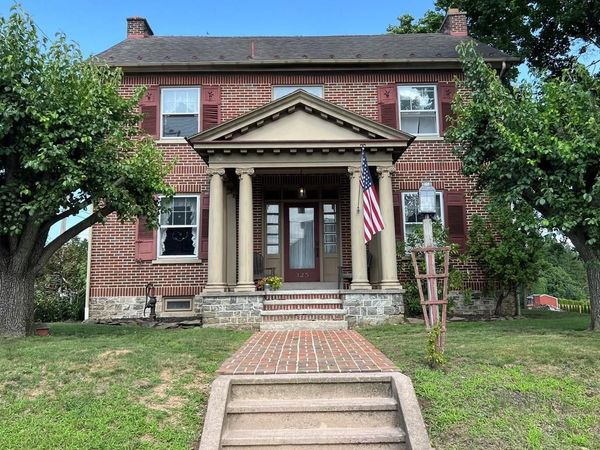 325 & 325 A REBER STREET , SHOEMAKERSVILLE, PA 19555