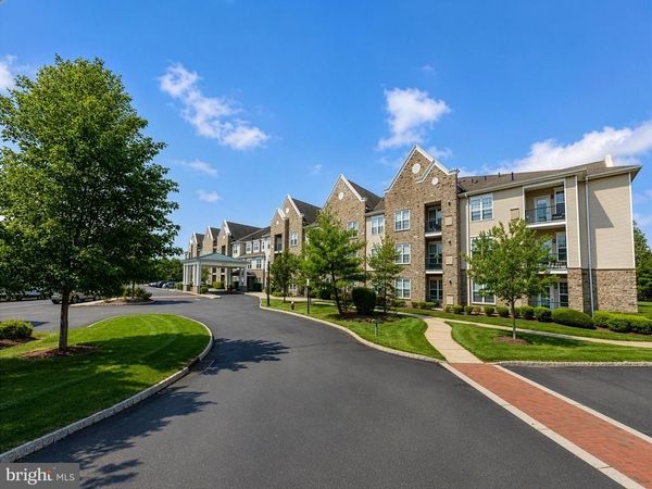 100 MIDDLESEX BOULEVARD , Unit 304, PLAINSBORO, NJ 08536