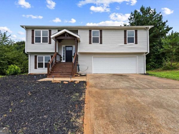 305 Hunters Trace, Covington, GA 30014
