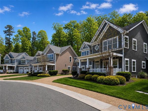9477 Creek Summit Circle , Richmond, VA 23235