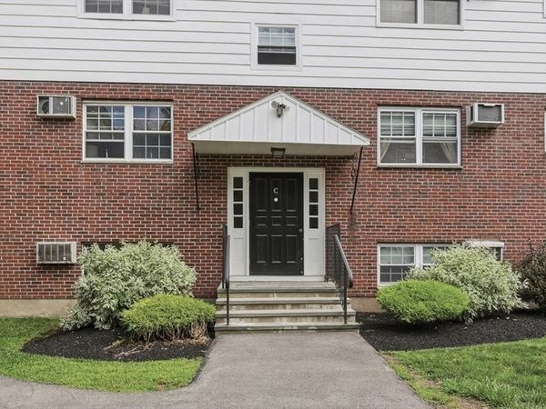6 Venice Street, Unit C2, Danvers, MA 01923