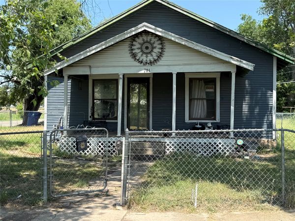 701 E 7th Street , Pawhuska, OK 74056
