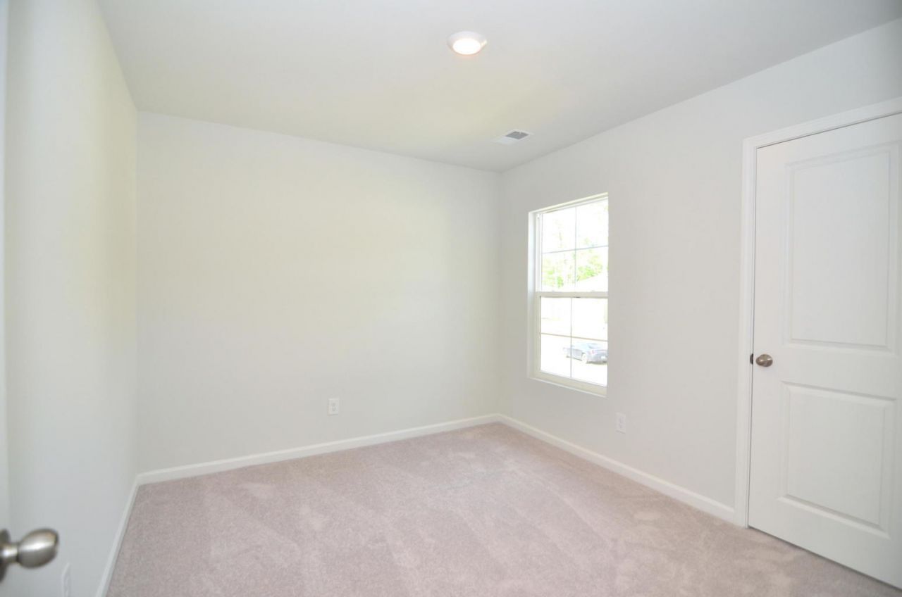 333 Matuskovic Drive Photo 12