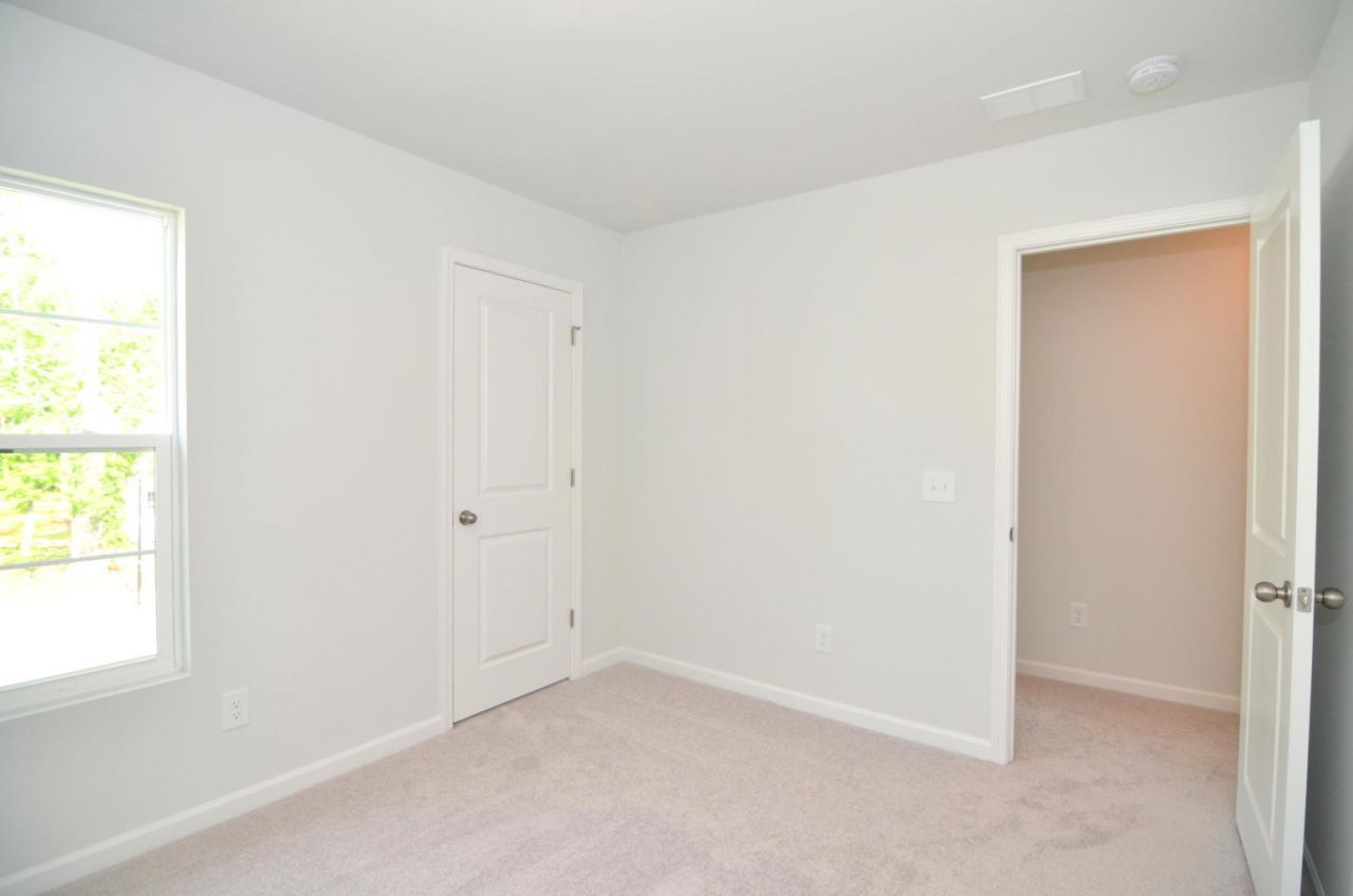 333 Matuskovic Drive Photo 13