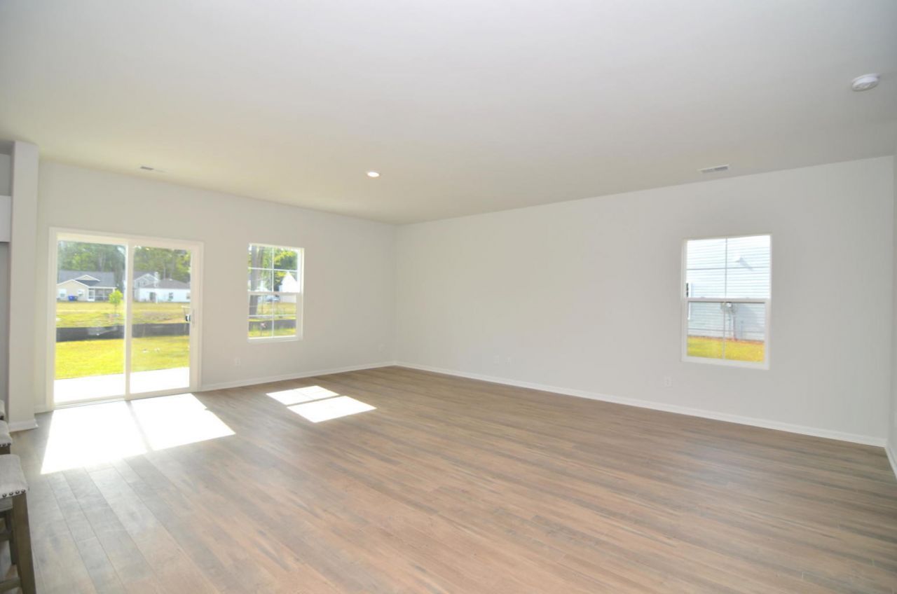 333 Matuskovic Drive Photo 15