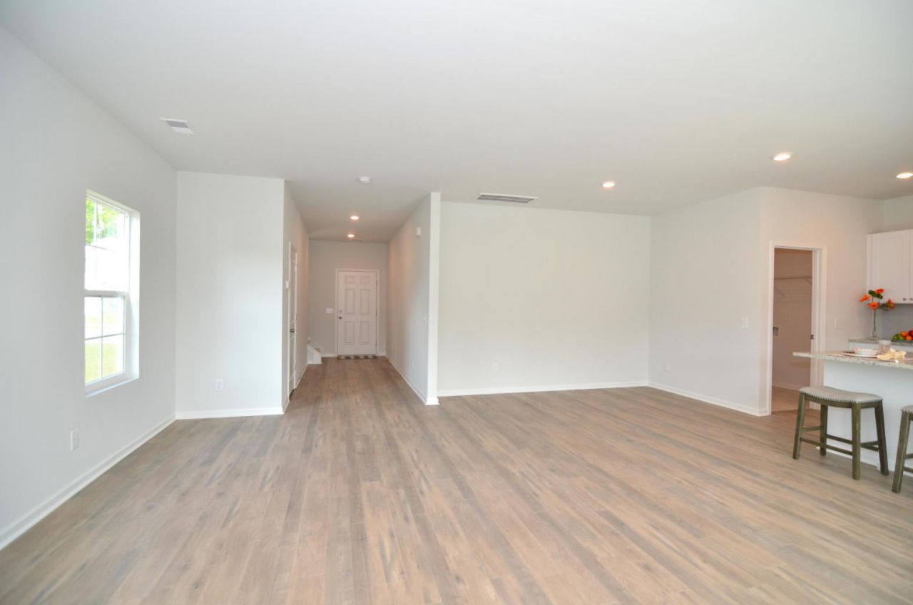 333 Matuskovic Drive Photo 16
