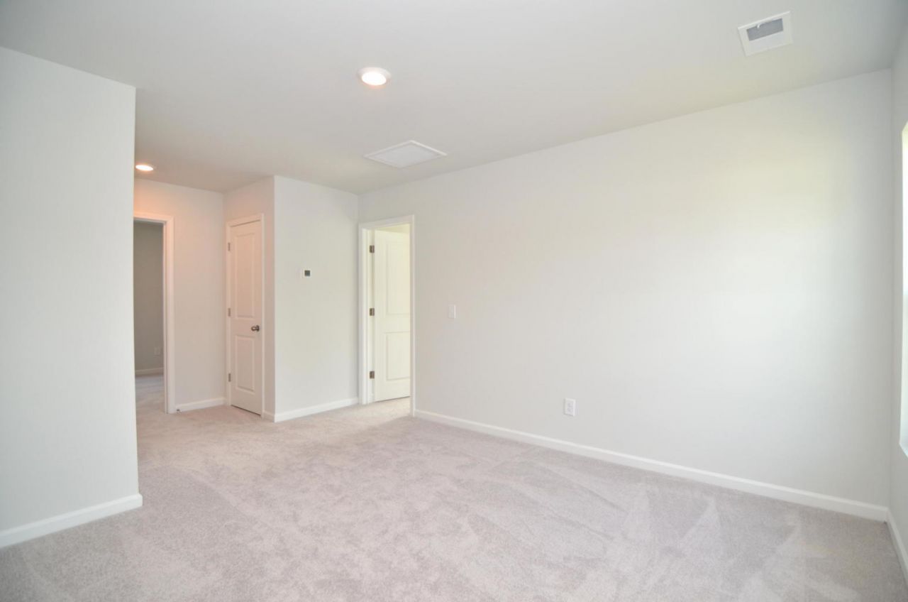 333 Matuskovic Drive Photo 18