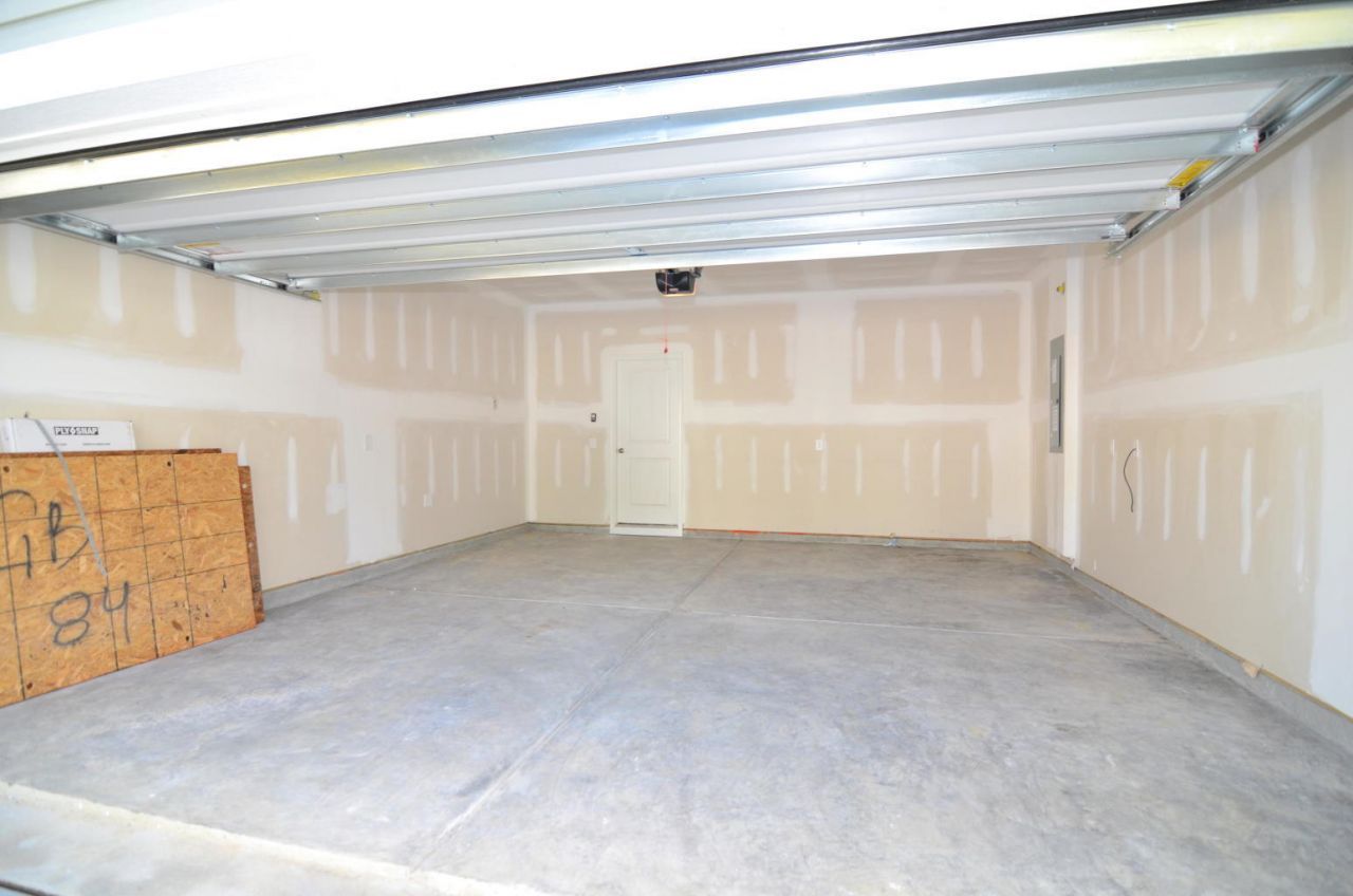 333 Matuskovic Drive Photo 22